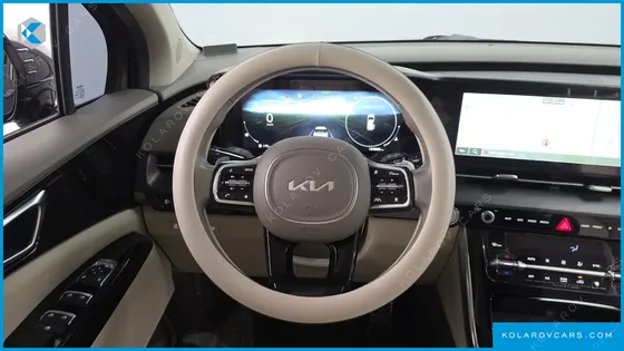 KIA CARNIVAL DIESEL 7-SEATER OUTDOOR
