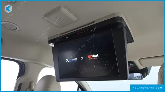 KIA CARNIVAL DIESEL 7-SEATER OUTDOOR