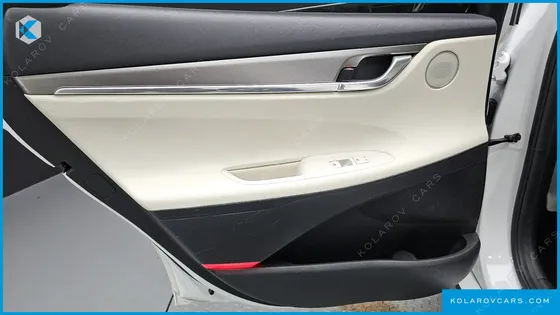 HYUNDAI GRANDEUR LE BLANC