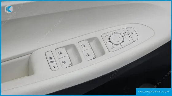 HYUNDAI GRANDEUR LE BLANC