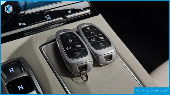 HYUNDAI GRANDEUR LE BLANC