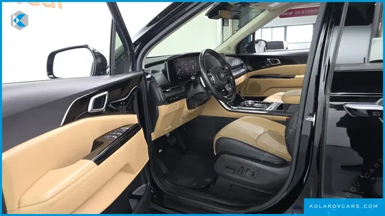 KIA CARNIVAL DIESEL 9-SEATER NOBLESSE