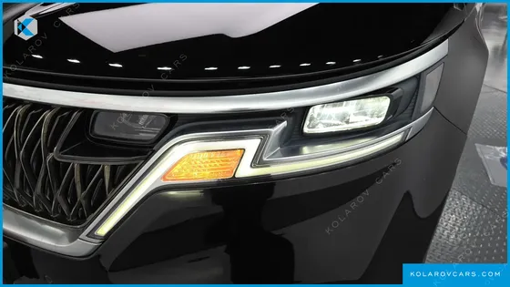 KIA CARNIVAL DIESEL 9-SEATER NOBLESSE