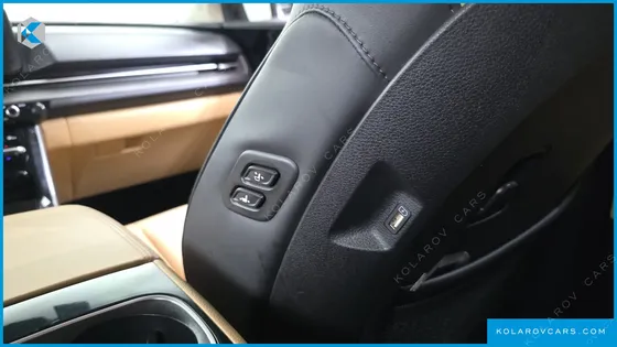 KIA CARNIVAL DIESEL 9-SEATER NOBLESSE