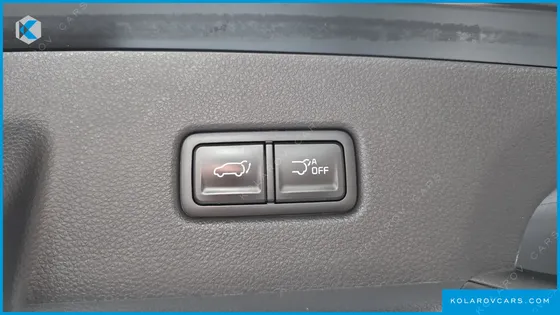 KIA CARNIVAL DIESEL 9-SEATER NOBLESSE