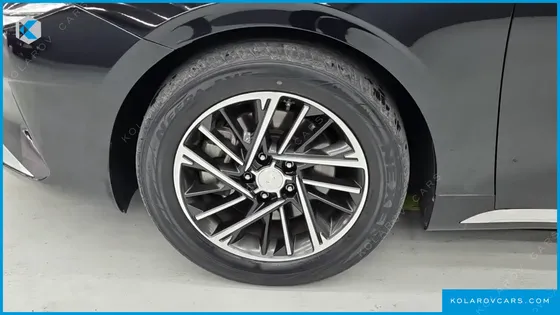 HYUNDAI GRANDEUR 3.0 LPI RENT CAR