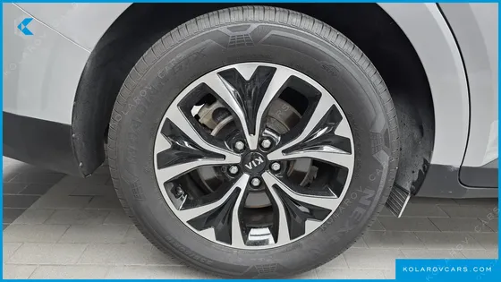 KIA CARNIVAL DIESEL 9-SEATER PRESTIGE