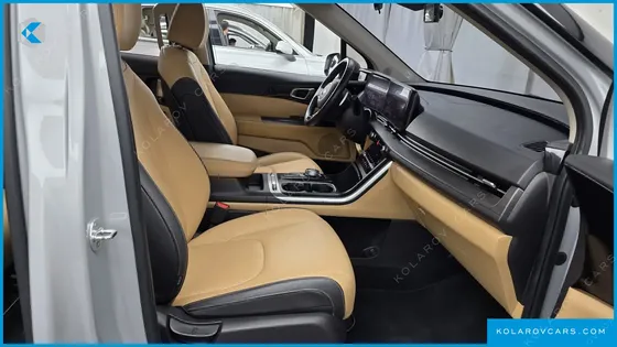 KIA CARNIVAL DIESEL 9-SEATER PRESTIGE