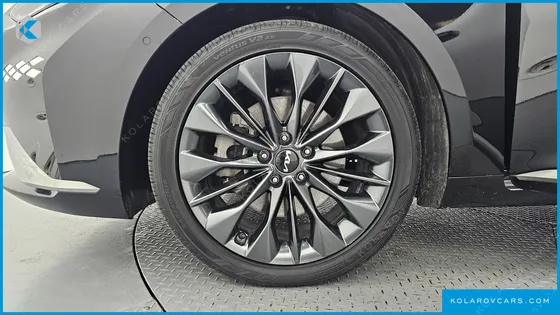 KIA K8 2.5 GASOLINE 2WD