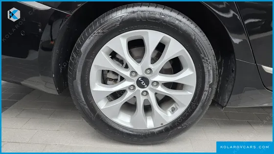 KIA K8 2.5 GASOLINE 2WD