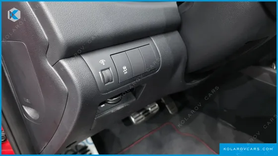 KIA FORTE 1.6 DEXLUE RED PREMIUM