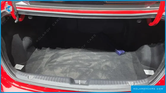 KIA FORTE 1.6 DEXLUE RED PREMIUM