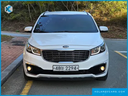 KIA CARNIVAL 9-SEATER LUXURY