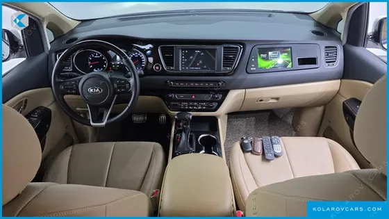 KIA CARNIVAL GASOLINE 7-SEATER HI-LIMOUSINE (SPECIAL)