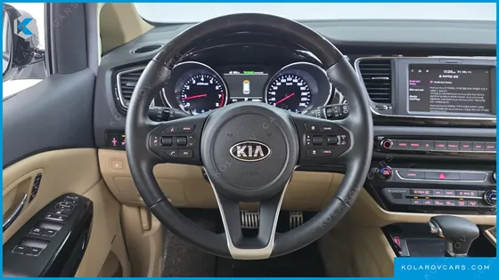 KIA CARNIVAL GASOLINE 7-SEATER HI-LIMOUSINE (SPECIAL)