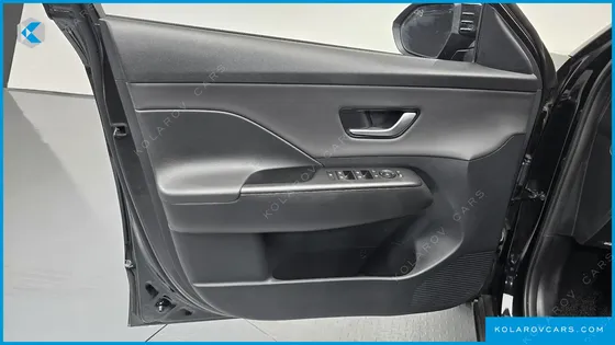 HYUNDAI KONA GASOLINE 2.0 2WD
