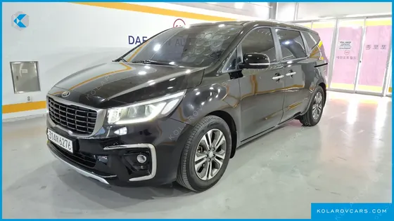 KIA CARNIVAL 9-SEATER LUXURY
