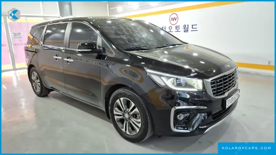 KIA CARNIVAL 9-SEATER LUXURY