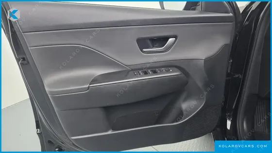 HYUNDAI KONA GASOLINE 2.0 2WD