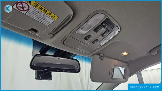 KIA CARNIVAL 9-SEATER PRSTIGE
