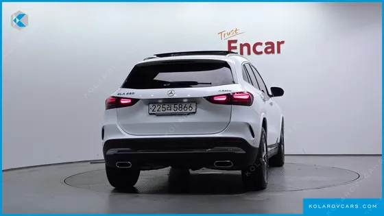 MERCEDES GLA-CLASS GLA250 4MATIC