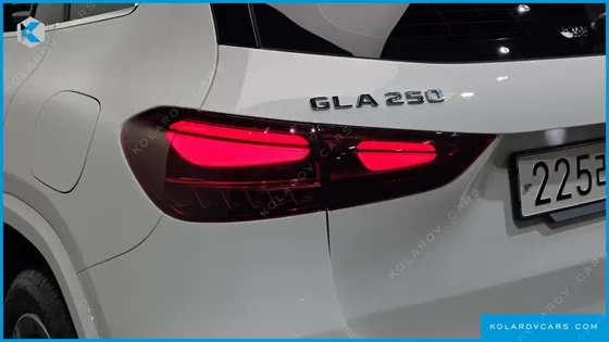 MERCEDES GLA-CLASS GLA250 4MATIC