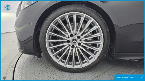 MERCEDES C-CLASS C300 4MATIC AMG LINE