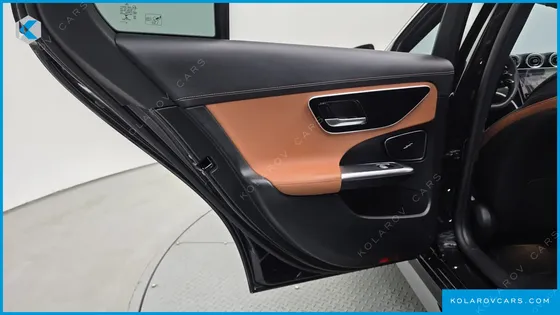 MERCEDES C-CLASS C300 4MATIC AMG LINE