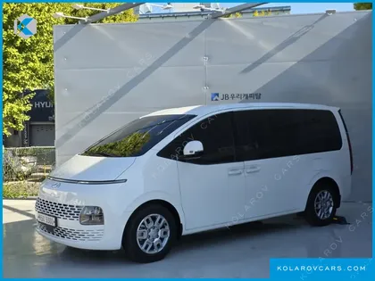 HYUNDAI STARIA L3.5 CARGO 5-SEATER