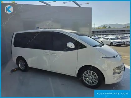 HYUNDAI STARIA L3.5 CARGO 5-SEATER