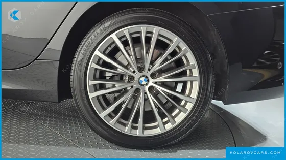 BMW 3 SERIES 330I LUXURY