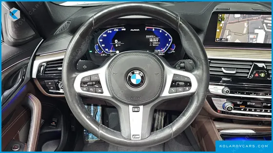 BMW 5 SERIES 520I M SPORT