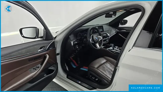 BMW 5 SERIES 530I M SPORT PACKAGE PLUS