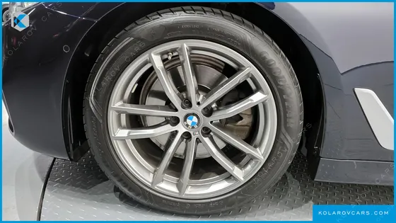 BMW 5 SERIES 520I M SPORT