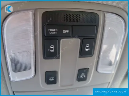 KIA CARNIVAL 9-SEATER LUXURY