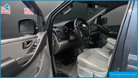 HYUNDAI STAREX VAN 3-SEATER LPI