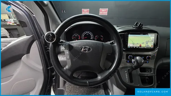 HYUNDAI STAREX VAN 3-SEATER LPI