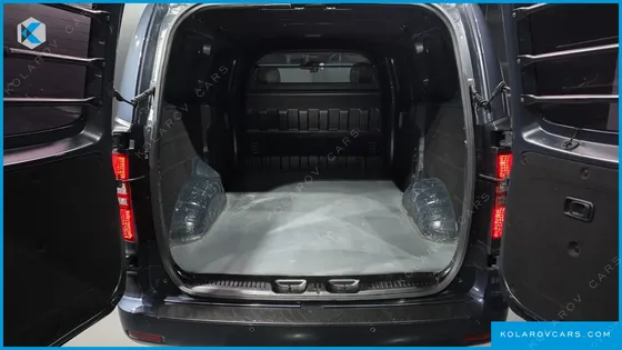 HYUNDAI STAREX VAN 3-SEATER LPI