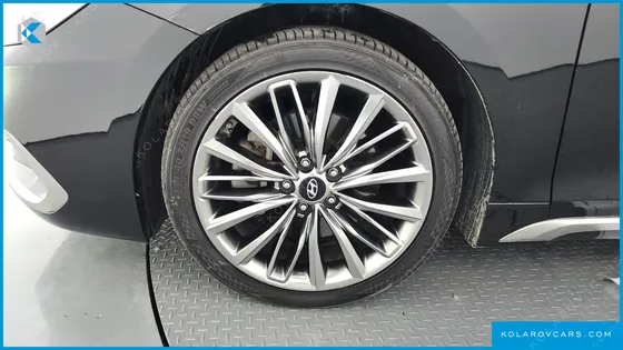 HYUNDAI GRANDEUR 3.3 CELEBRITY