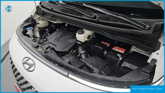 HYUNDAI STARIA L3.5 LOUNGE 7-SEATER