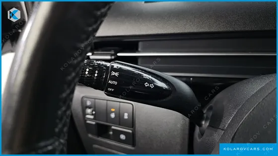 HYUNDAI STARIA L3.5 LOUNGE 7-SEATER