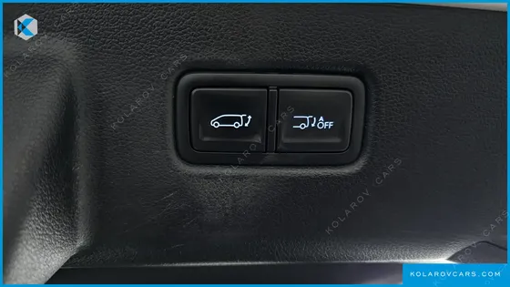 HYUNDAI STARIA L3.5 LOUNGE 7-SEATER