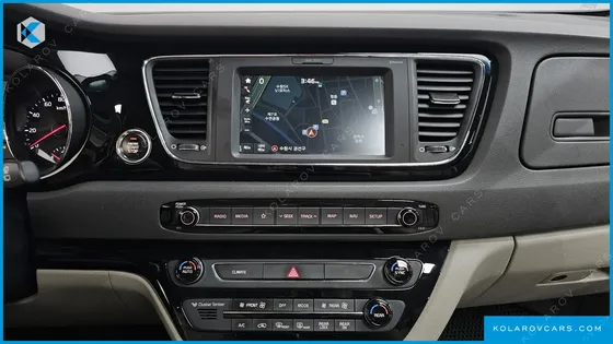 KIA CARNIVAL 11-SEATER NOBLESSE