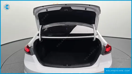 HYUNDAI ELANTRA (AVANTE) 1.6 GDI VALUE PLUS