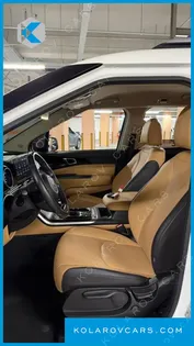 KIA CARNIVAL DIESEL 9-SEATER PRESTIGE
