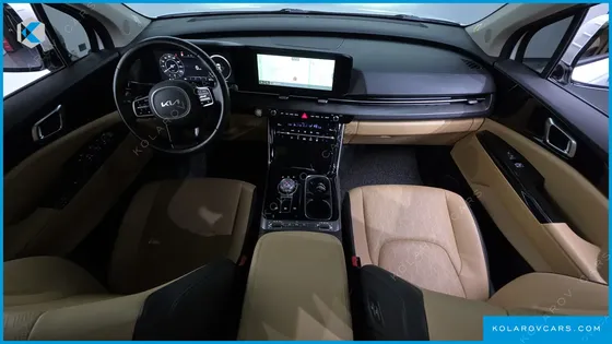 KIA CARNIVAL GASOLINE 11-SEATER NOBLESSE