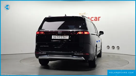 KIA CARNIVAL DIESEL 9-SEATER NOBLESSE