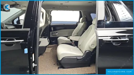 KIA CARNIVAL DIESEL 9-SEATER NOBLESSE