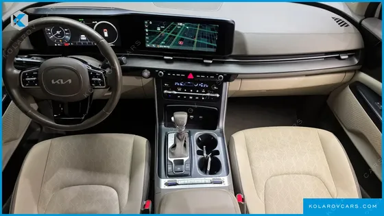 KIA CARNIVAL DIESEL 9-SEATER PRESTIGE