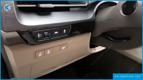 KIA CARNIVAL DIESEL 9-SEATER PRESTIGE
